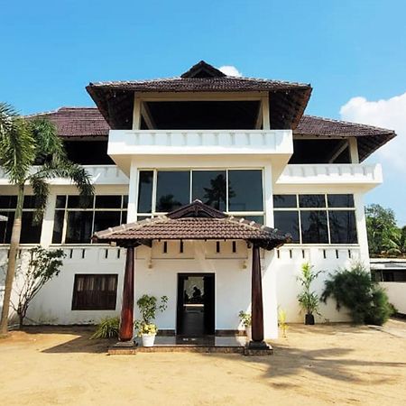 Cherai Beach Palace Kültér fotó